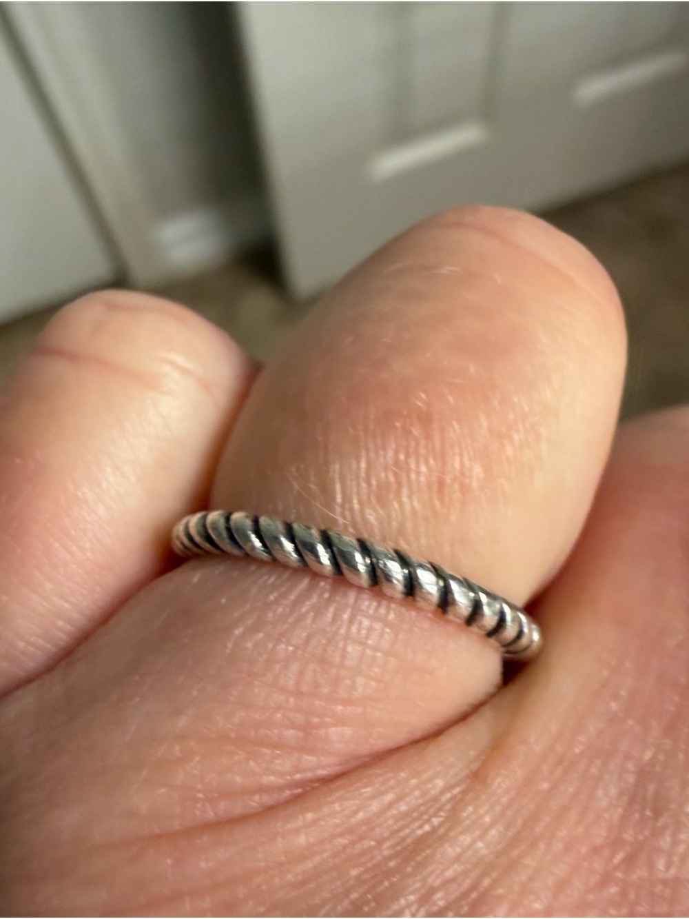 James Avery Retired Sterling Silver Small Twisted Wire Ring - Picture 4 of 4